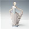 Image 1 : Lladro Sculpture, Dancer 01005050