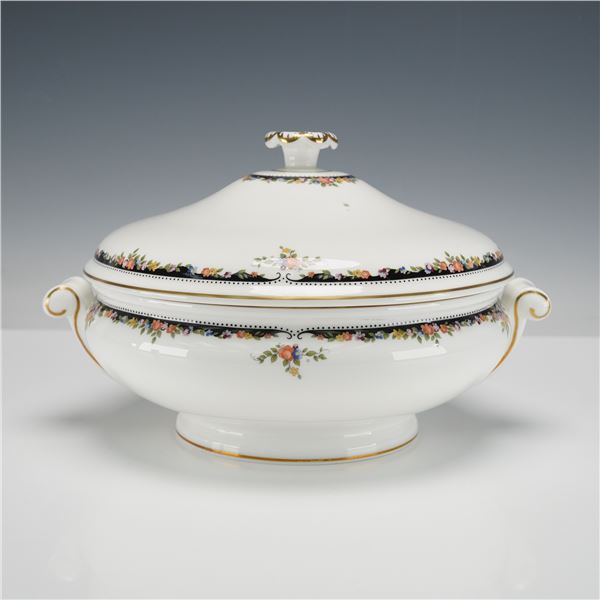 Wedgwood Bone China Round Covered Vegetable Bowl, Osborne