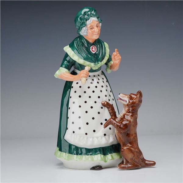 Royal Doulton Figurine, Old Mother Hubbard HN2314