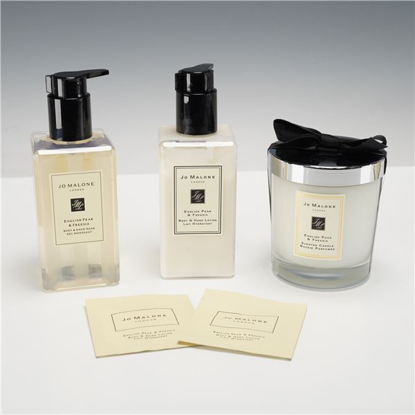 Jo Malone Gift Box, Body Wash, Lotion, Candle, English Pear and Freesia