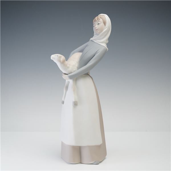 Lladro Porcelain Figurine, Girl with Lamb 1014584