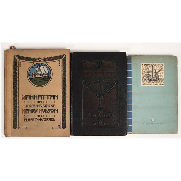 Vintage Book Trio [202290]