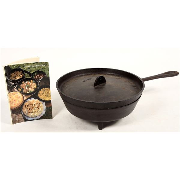 Old Chuck Wagon Dutch Oven w/ Cook Book [197896]