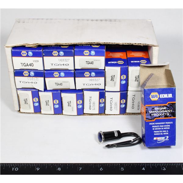 LOT OF 15 NAPA BLUE PANEL LIGHTS