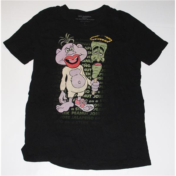 JEFF DUNHAM SHIRT SIZE L