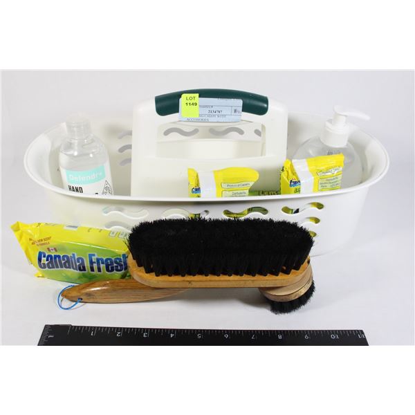 CLEANING CADDY WITH ACCESSORIES