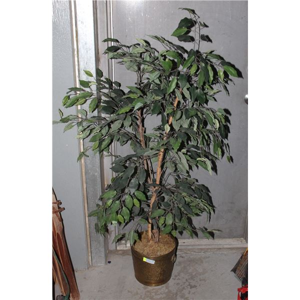ARTIFICIAL WEEPING FIG TREE