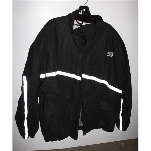 SIZE XXL RAIN JACKET, VERY GOOD CONDITION