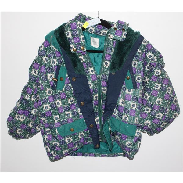 VINTAGE WOMENS PIERRE CARDIN PARIS WINTER COAT