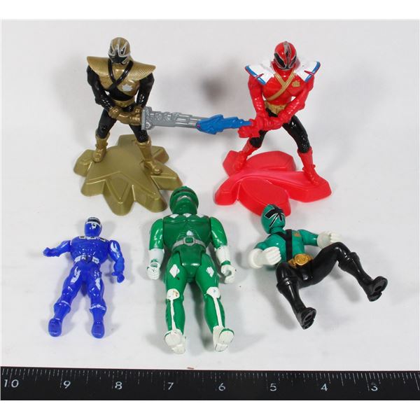 LOT OF POWER RANGER TOYS