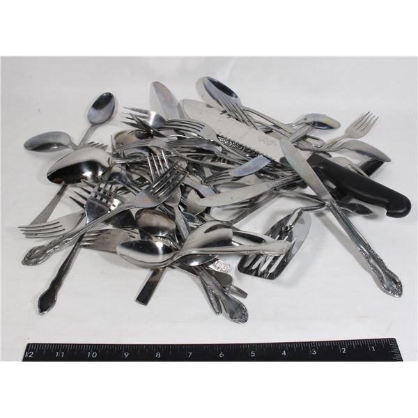 LOT OF UTENSILS, BUTCHER KNIFE, SPATULA