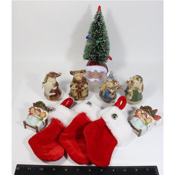 LOTOF CHRISTMAS DECOR INCL. MINI WORLD TREE