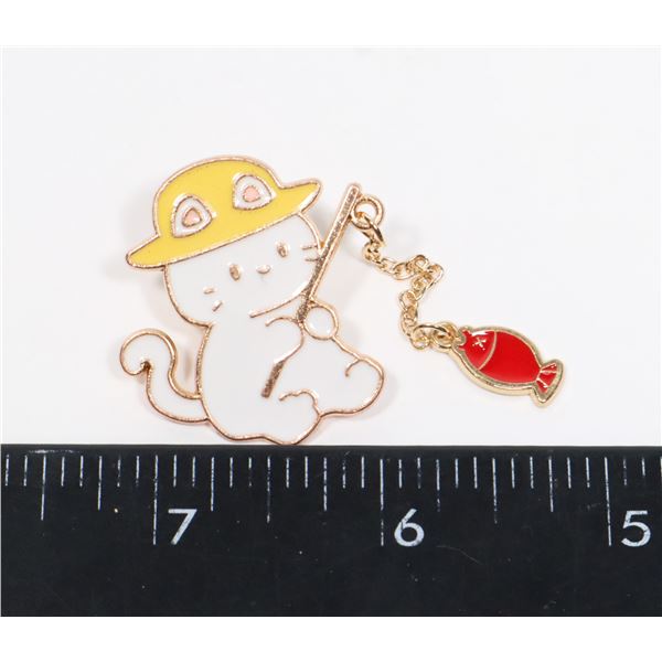 NEW SITTING FISHING CAT IN A YELLOW HAT BROOCH