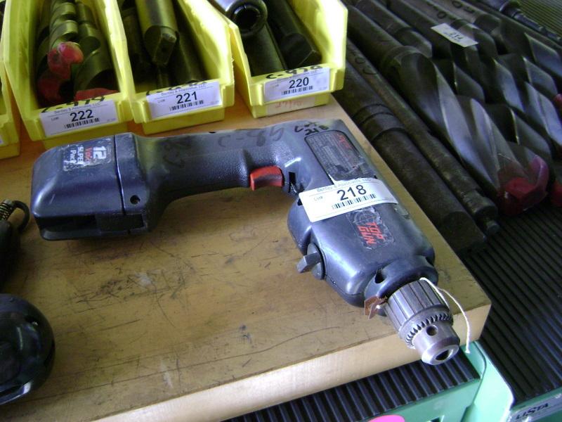 SKIL 12 VOLT TOP GUN CORDLESS DRILL