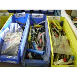 TUB OF MIXED SIZED END MILLS & MILLING DRILL BITS