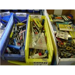 TUB OF MIXED SIZED END MILLS & MILLING DRILL BITS