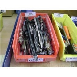 BOX OF MIXED SIZED END MILLS & MILLING BITS