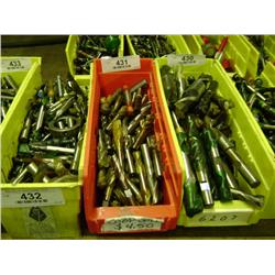 TUB OF MIXED SIZED END MILLS & MILLING DRILL BITS