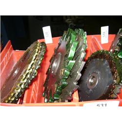 TUB OF MIXED SIZED SIDE CUTTER BLADES