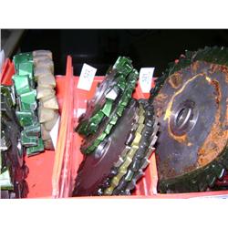 TUB OF MIXED SIZED SIDE CUTTER BLADES