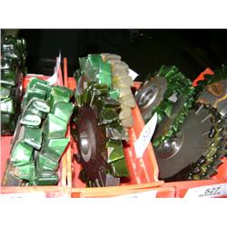 TUB OF MIXED SIZED SIDE CUTTER BLADES