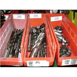 TUB OF MIXED SIZED END MILLS