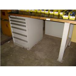 LISTA 6 DRAWER 5' WORK BENCH