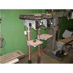 DELTA 16 1/2" DRILL PRESS MODEL 17-900