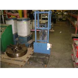 ECONOMY ENGINEERING VERTICAL HOIST PLATFORM LIFT