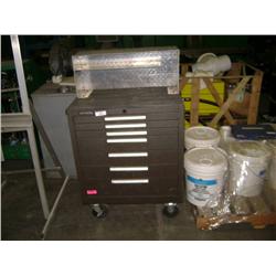 KENNEDY 7 DRAWER ROLL AROUND TOOL BOX