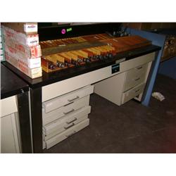 BUEHLER TECH-MET WORK BENCH