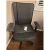 Image 1 : Office Chair A