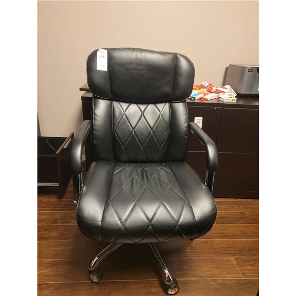 La Z Boy Office Chair B