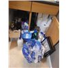 Image 1 : Cleaning Supplies, Toilet Paper A A