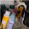 Image 4 : Bathroom Supplies A