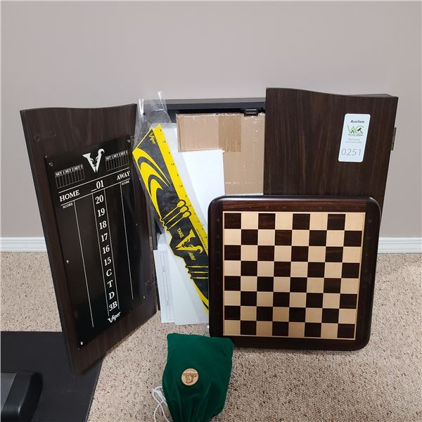 Dartboard, Chess Set A