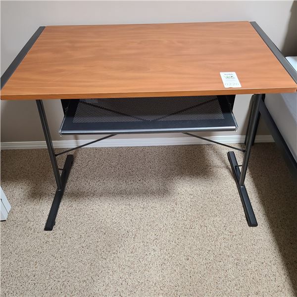 Computer Table B