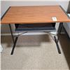 Image 1 : Computer Table B