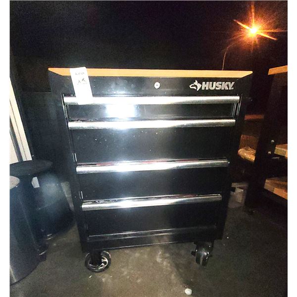 Husky Rolling Tool Chest c