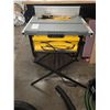 Image 1 : Dewalt  Jobsite Table Saw B