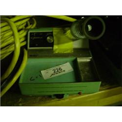 WELLER 2000 SOLDER STATION