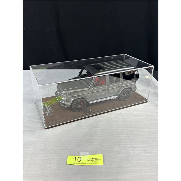 1 1/18th Scale 138/139 Motorhelix Mercedes AMG G63 2019 in Museum Case