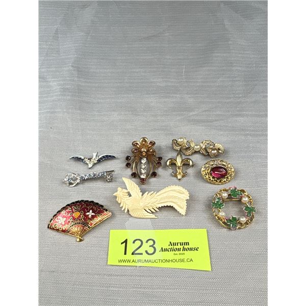 Old Brooch Lot