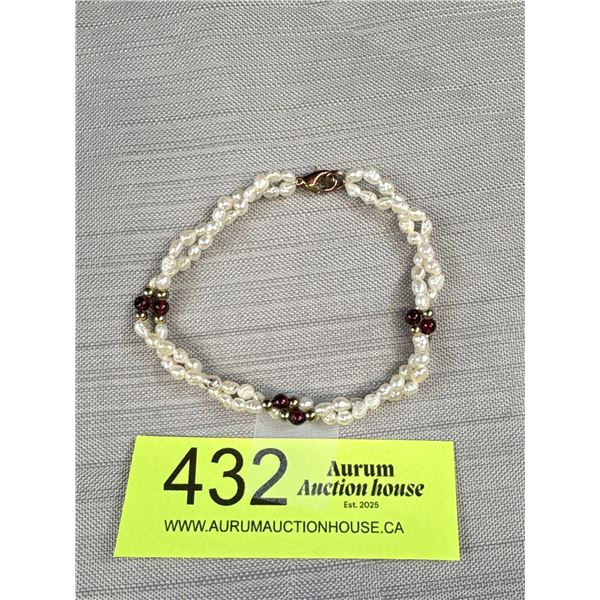Lovely Cultured Fresh Water Pearl w/ Few Genuine Garnet Stone Beads Bracelet