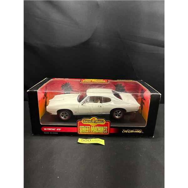 American Muscle 1/18th Scale 69 Pontiac GTO Street Machines Still Sealed in Box