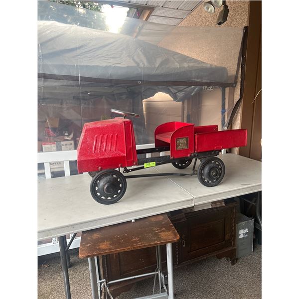 1935 Mac Dumptruck Pedal Car in Good Condition NO SHIPPING