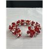 Image 2 : Ruby Red + Clear Glass Beads Wire Bangle