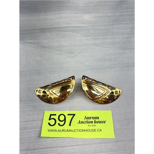 Lovely Gold Earrings Marked © BEREBL