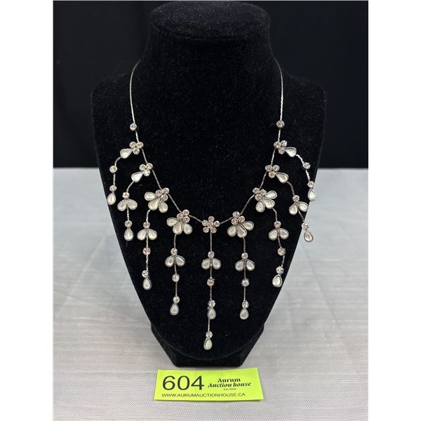 Nice Vintage Rhinestones Bracelet