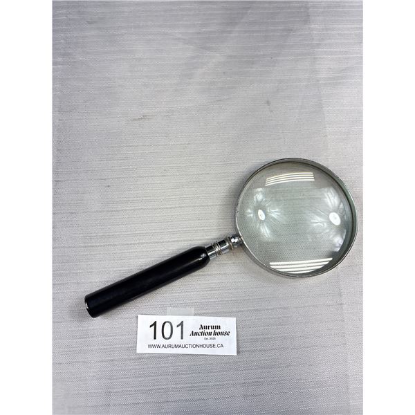 A Good Antique Handheld Magnifying Glass